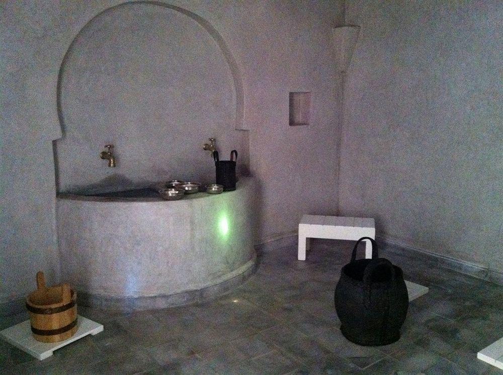 Riad Baoussala Есувейра Екстериор снимка