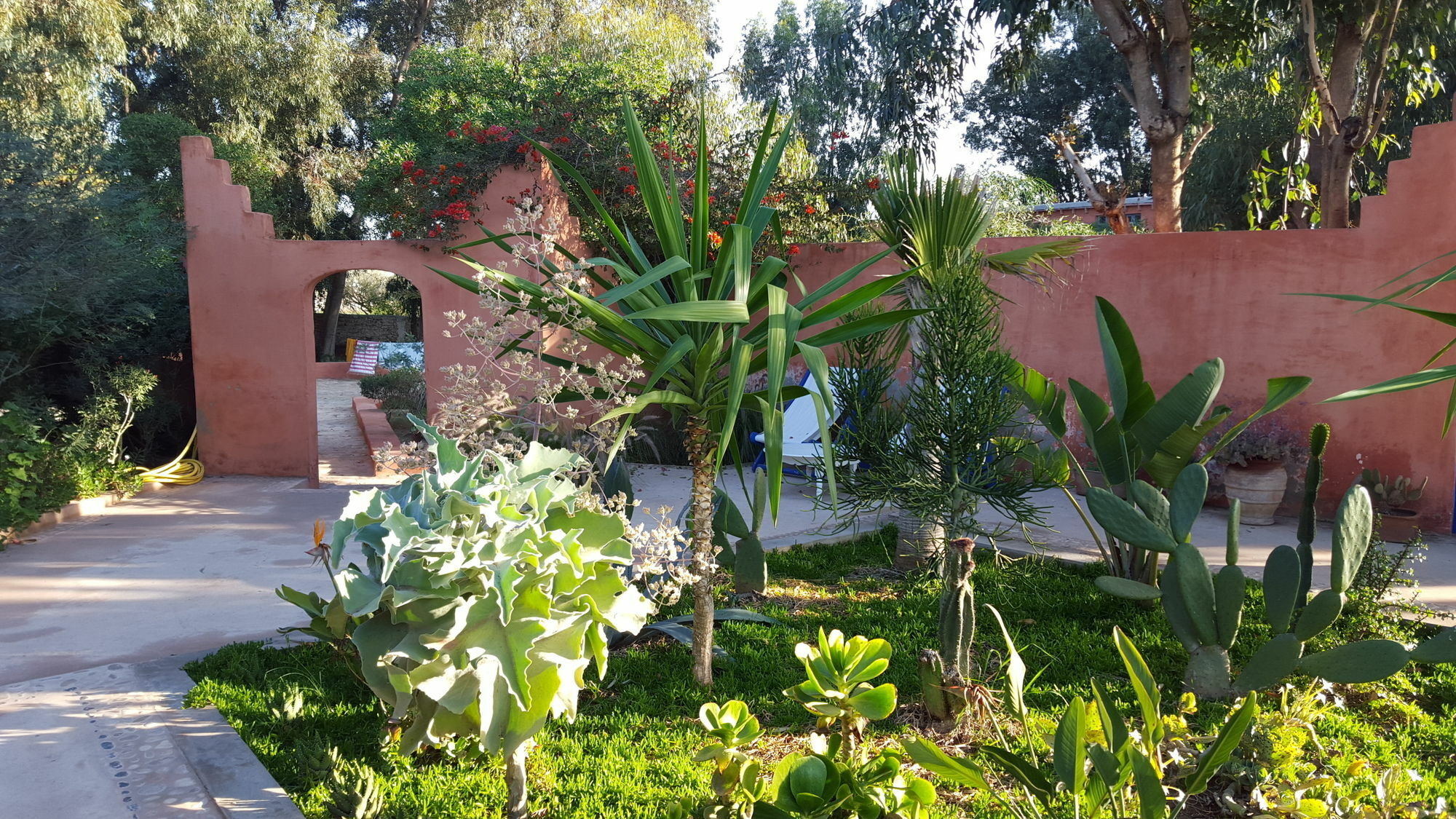 Riad Baoussala Есувейра Екстериор снимка